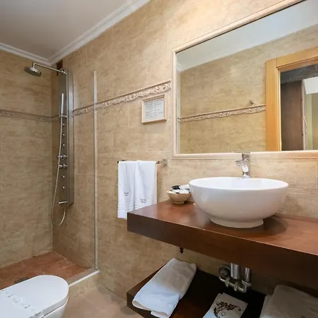 Cimavilla Penzion Gijón